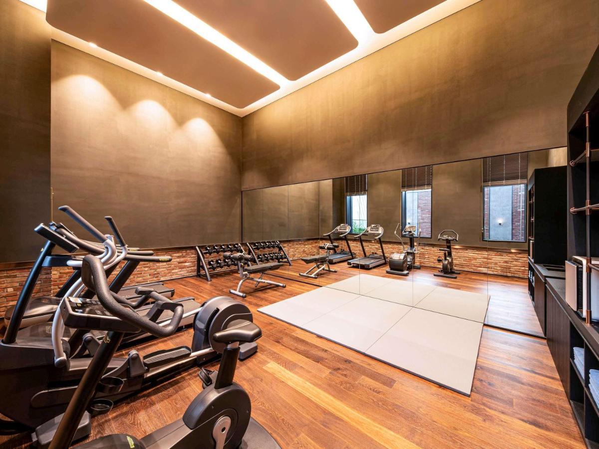 Mercure Ambassador Hongdae 4*