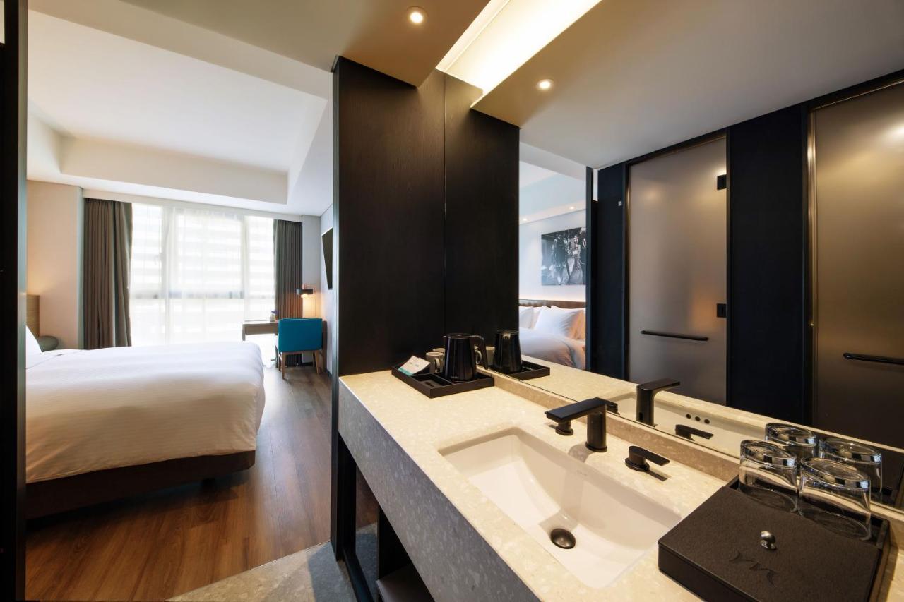 Mercure Ambassador Hongdae Seoul